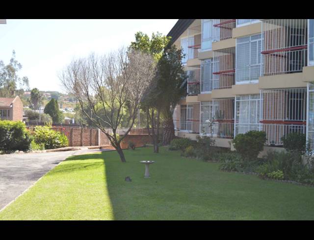 1 BEDROOM APARTMENT FOR SALE IN NEW REDRUTH